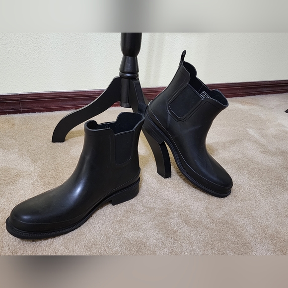 Kenneth Cole Men's Radell Chelsea Boots - Mauve Brown, Size 8 M - Classic Slip-On Style